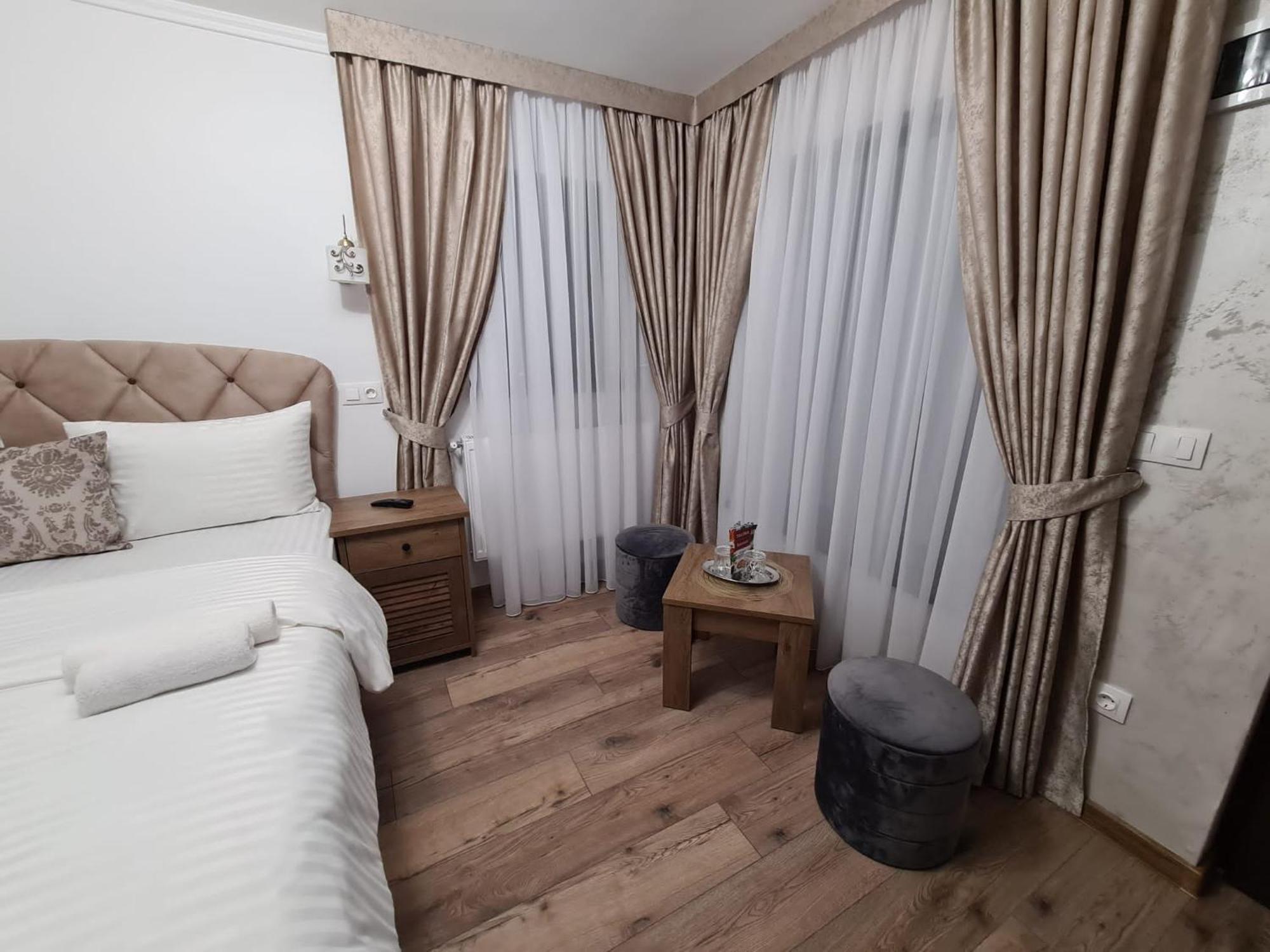 Bella Vista Bungalow Turda Cameră foto